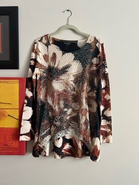 new directions Floral Long-Sleeve Scoop Neck Tunic - Brown Cream Black NWOT